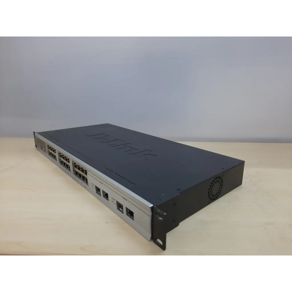 D-Link xStack Des-3526 Switch , 24 ports , Managed