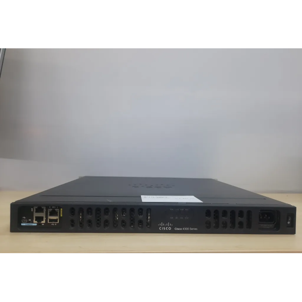 20231124_160127-1024x694-1.webp CISCO Service Router (Model : 4331)